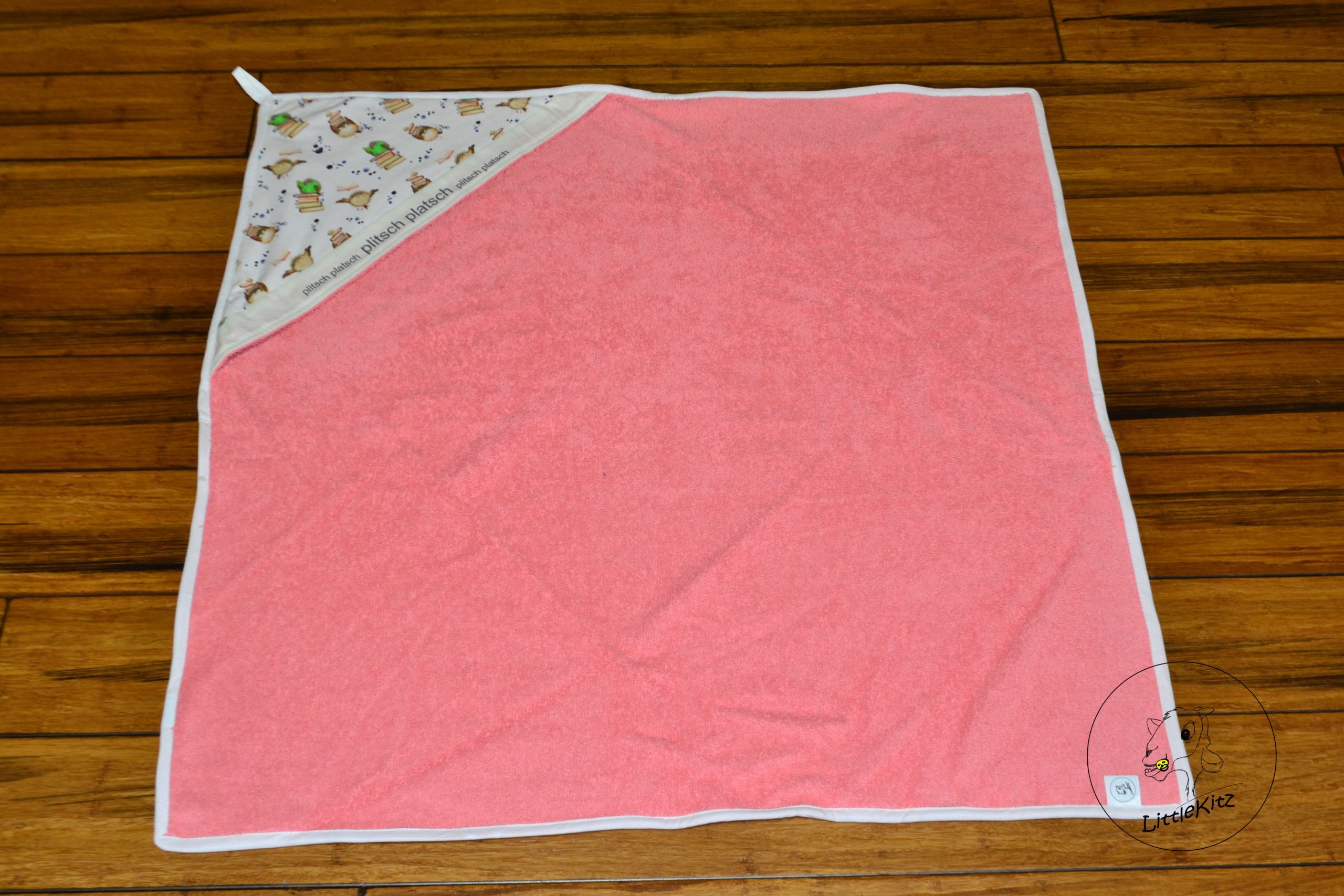 Badetuch Plitsch Platsch rosa
