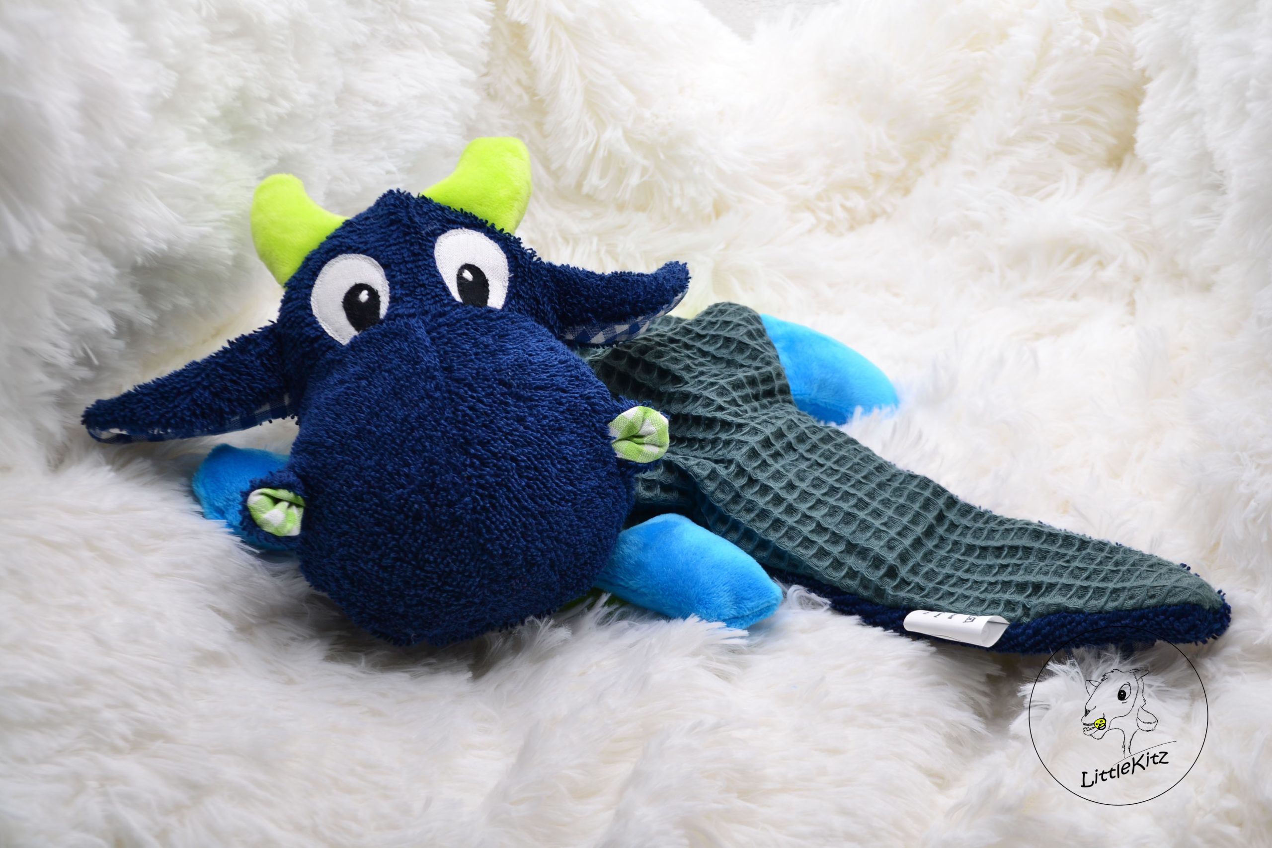 Schmusedrache dunkel Blau